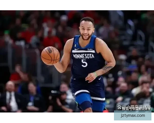 李凯尔：即使无球也专注提升 技术 队伍需围绕戈贝尔组织进攻